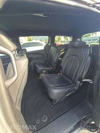 2020 Chrysler Pacifica Touring L Plus 121.6" WB – miniatura 13