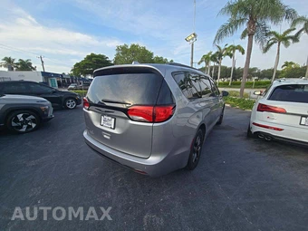 2020 Chrysler Pacifica Touring L Plus 121.6" WB – miniatura 3