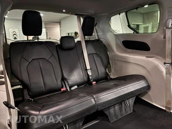 2020 Chrysler Pacifica Touring L Plus 121.6" WB - miniatura 17