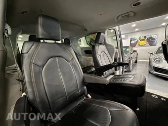 2020 Chrysler Pacifica Touring L Plus 121.6" WB - miniatura 18