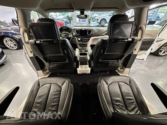 2020 Chrysler Pacifica Touring L Plus 121.6" WB - miniatura 25