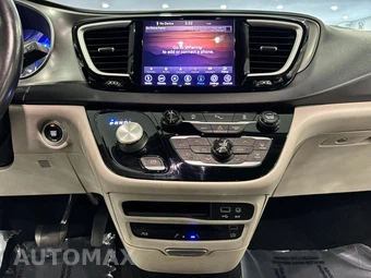 2020 Chrysler Pacifica Touring L Plus 121.6" WB - miniatura 29