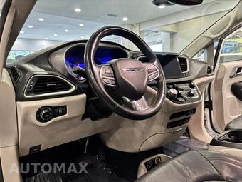 2020 Chrysler Pacifica Touring L Plus 121.6" WB - miniatura 9