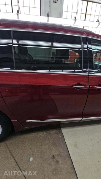 2020 Chrysler Pacifica Touring L Plus 121.6" WB - miniatura 22