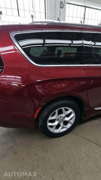 2020 Chrysler Pacifica Touring L Plus 121.6" WB - miniatura 23
