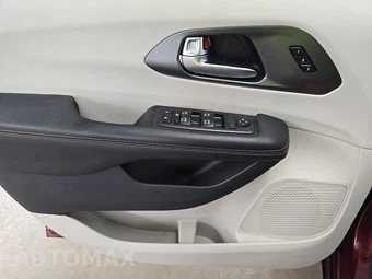 2020 Chrysler Pacifica Touring L Plus 121.6" WB - miniatura 9