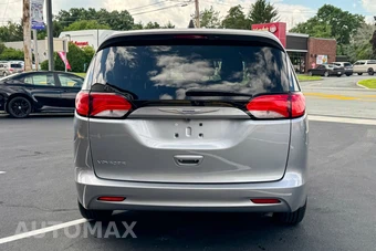 2020 Chrysler Voyager L 121.6" WB - miniatura 5