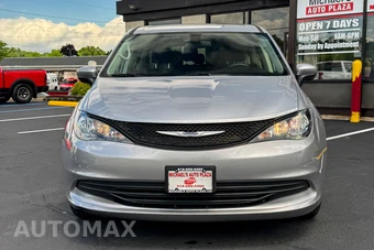 2020 Chrysler Voyager L 121.6" WB - miniatura 9