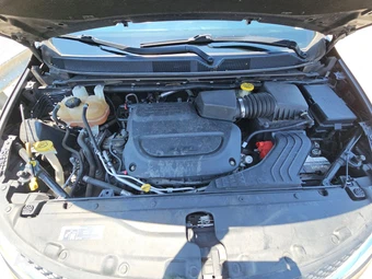 2020 Chrysler Voyager LX 121.6" WB – miniatura 16