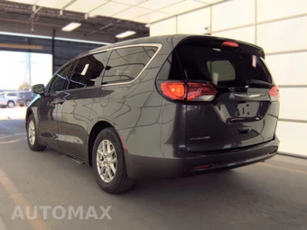 2020 Chrysler Voyager LX 121.6" WB – miniatura 6