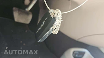 2020 Chrysler Voyager LX 121.6" WB – miniatura 20