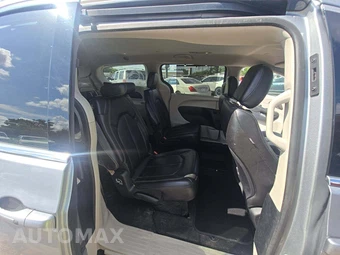 2020 Chrysler Voyager LXi 121.6" WB - miniatura 17