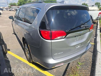 2020 Chrysler Voyager LXi 121.6" WB - miniatura 2