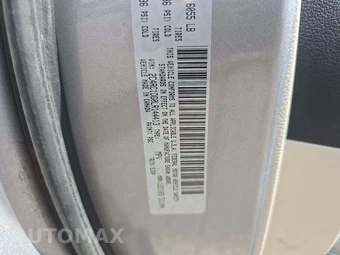 2020 Chrysler Voyager LXi 121.6" WB - miniatura 5