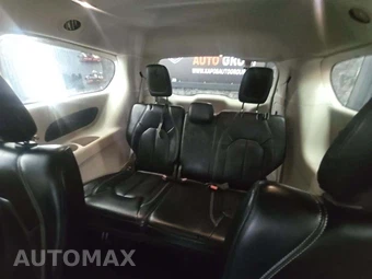 2020 Chrysler Voyager LXi 121.6" WB – miniatura 14