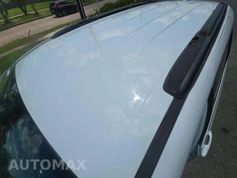 2020 Chrysler Voyager LXi 121.6" WB – miniatura 9