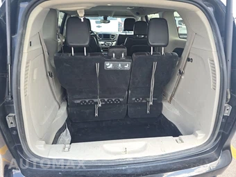 2020 Chrysler Voyager LXi 121.6" WB - miniatura 16