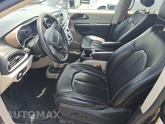 2020 Chrysler Voyager LXi 121.6" WB - miniatura 7