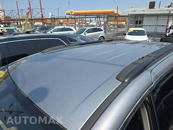 2020 Chrysler Voyager LXi 121.6" WB – miniatura 12