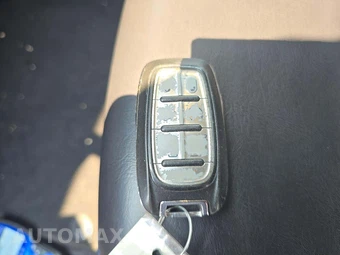 2020 Chrysler Voyager LXi 121.6" WB – miniatura 8