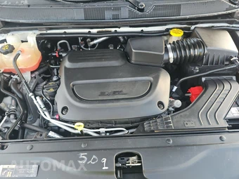 2020 Chrysler Voyager LXi 121.6" WB - miniatura 16