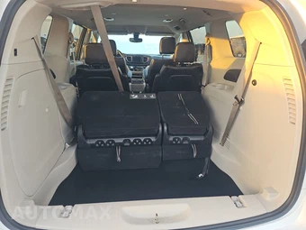 2020 Chrysler Voyager LXi 121.6" WB - miniatura 17