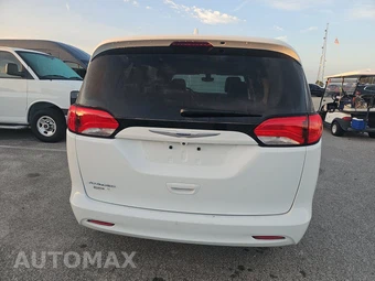 2020 Chrysler Voyager LXi 121.6" WB - miniatura 5