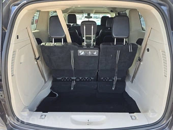 2020 Chrysler Voyager LXi 121.6" WB - miniatura 17