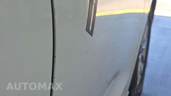 2020 Chrysler Voyager LXi 121.6" WB – miniatura 31