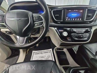 2020 Chrysler Voyager LXi 121.6" WB - miniatura 10
