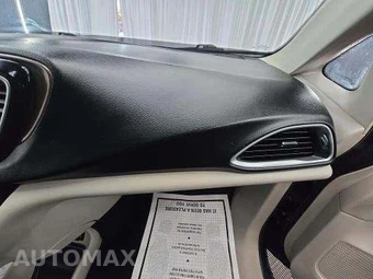 2020 Chrysler Voyager LXi 121.6" WB - miniatura 20