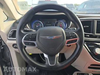 2020 Chrysler Voyager LXi 121.6" WB - miniatura 10