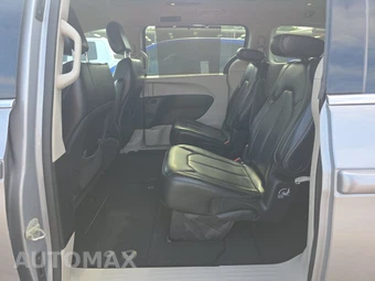 2020 Chrysler Voyager LXi 121.6" WB - miniatura 13