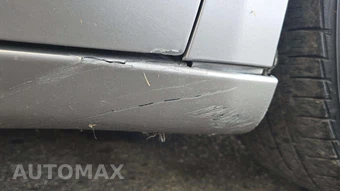 2020 Chrysler Voyager LXi 121.6" WB - miniatura 32