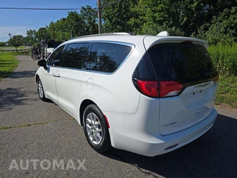 2020 Chrysler Voyager LXi 121.6" WB - miniatura 2