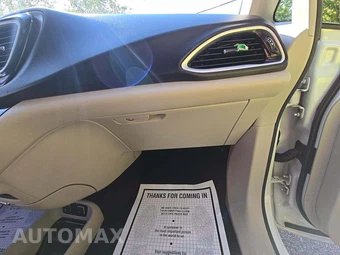 2020 Chrysler Voyager LXi 121.6" WB - miniatura 20