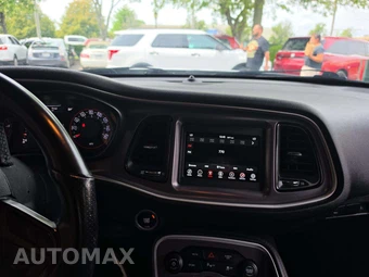2020 Dodge Challenger GT - miniatura 10