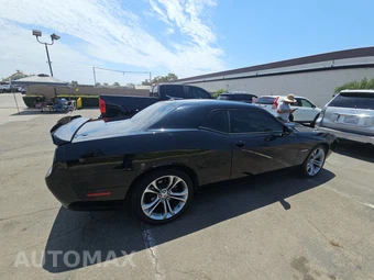 2020 Dodge Challenger R/T - miniatura 4