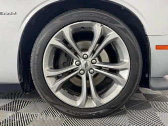 2020 Dodge Challenger R/T - miniatura 39