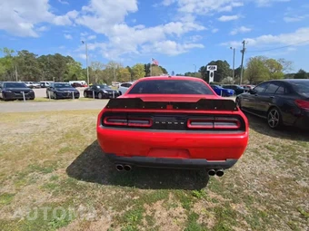 2020 Dodge Challenger R/T – miniatura 4