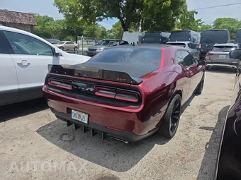 2020 Dodge Challenger R/T Scat Pack - miniatura 4
