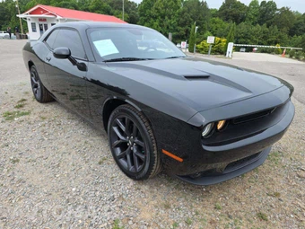 2020 Dodge Challenger SXT – miniatura 4