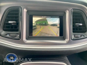 2020 Dodge Challenger SXT - miniatura 13