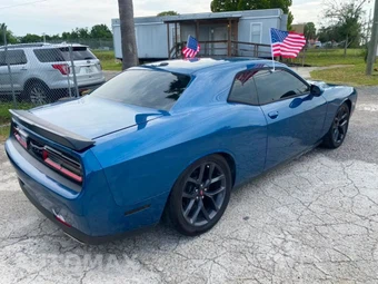 2020 Dodge Challenger SXT - miniatura 6