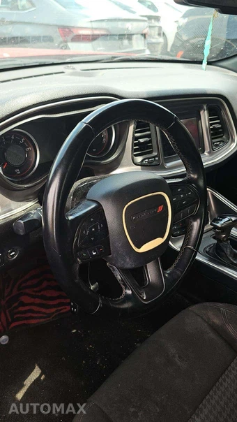2020 Dodge Challenger SXT – miniatura 20