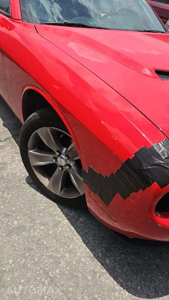 2020 Dodge Challenger SXT – miniatura 31