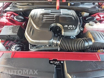 2020 Dodge Challenger SXT – miniatura 15