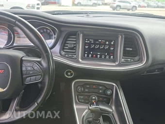 2020 Dodge Challenger SXT – miniatura 10