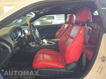 2020 Dodge Challenger SXT - miniatura 6