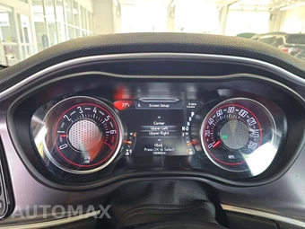 2020 Dodge Challenger SXT - miniatura 9